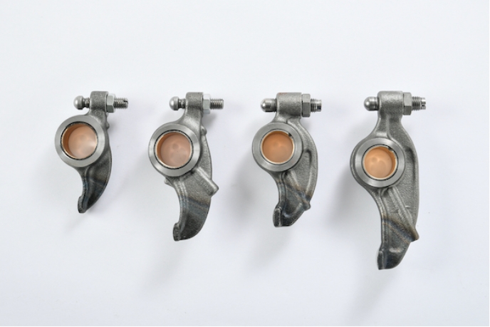 船舶エンジン用ロッカーアーム