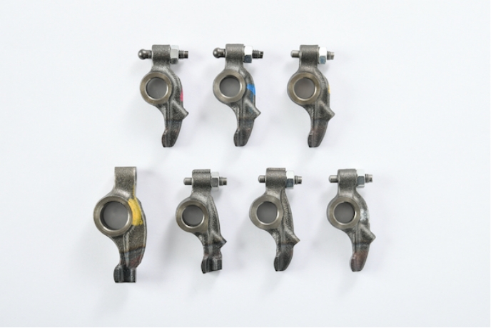 小型エンジン用ロッカーアーム